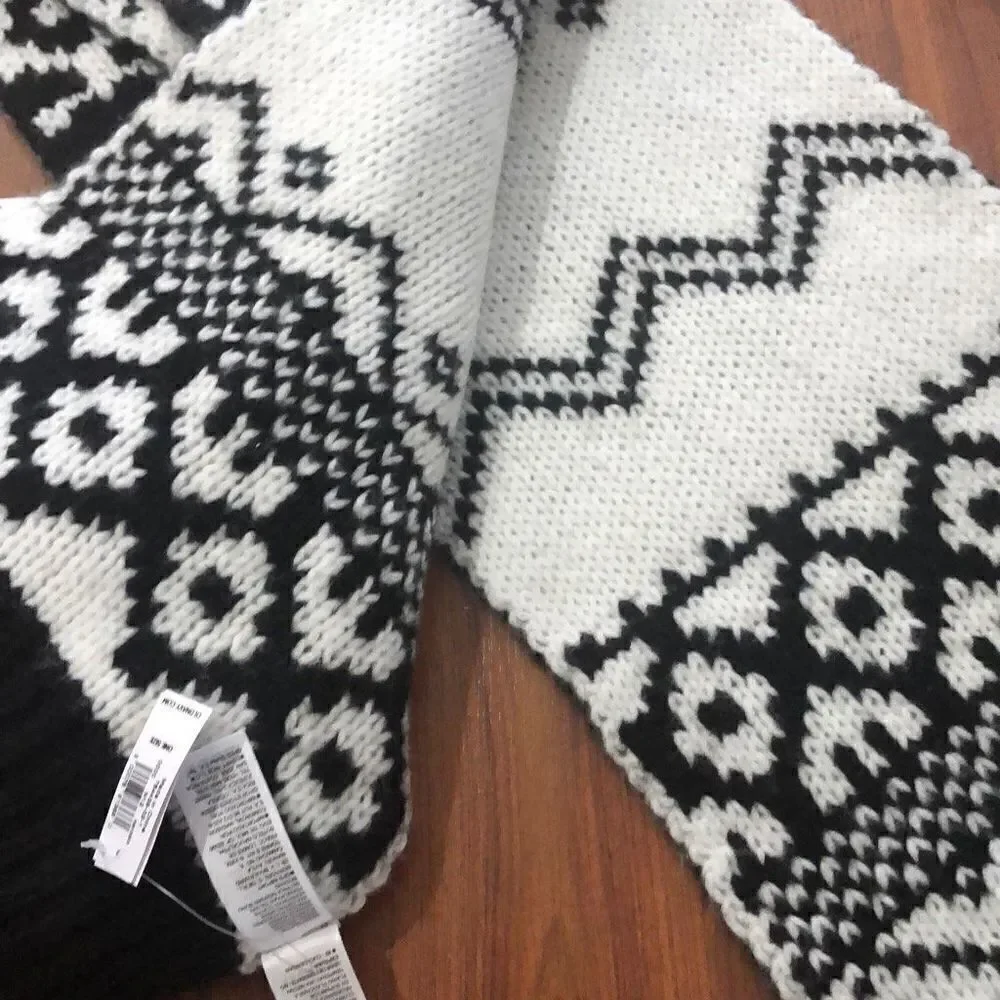 NWT Old Navy Black and white soft scarf with mittens gloves, set